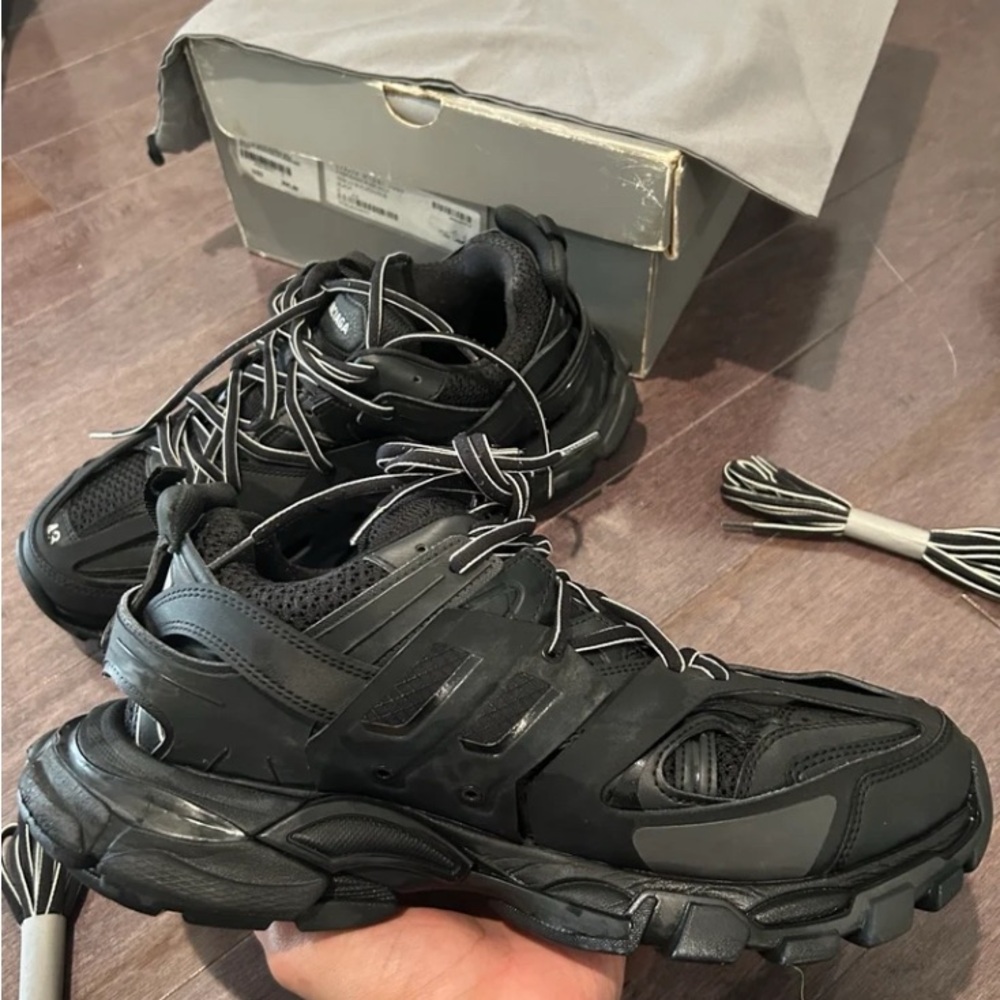 Men's Black and Gray Athletic Shoes